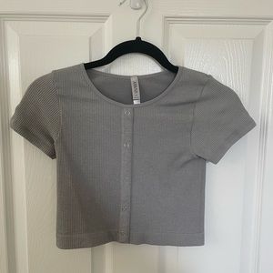 Flattering ribbed cropped top